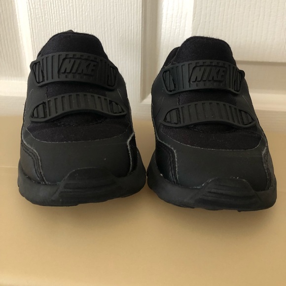 Nike Air Max - Picture 1 of 5